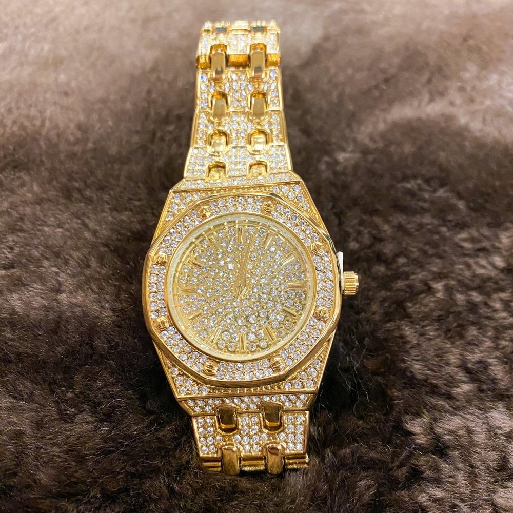Miss Fox Times Watch